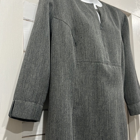 Grey Quarter-Length Sleeved Zipper Front Midi Dress, Sz12 - Picture 9 of 16